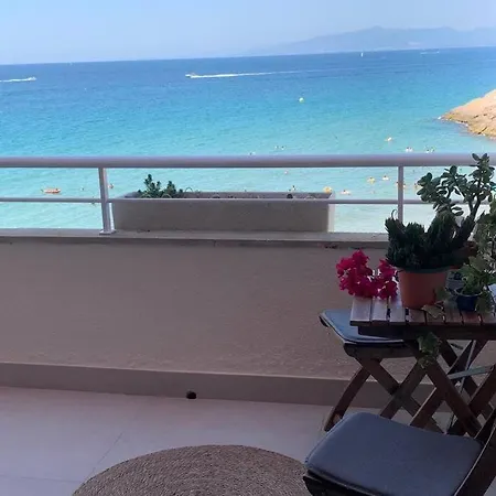 Sobre El Mar * Σαλού