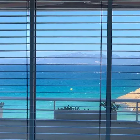 Sobre El Mar Apartment *